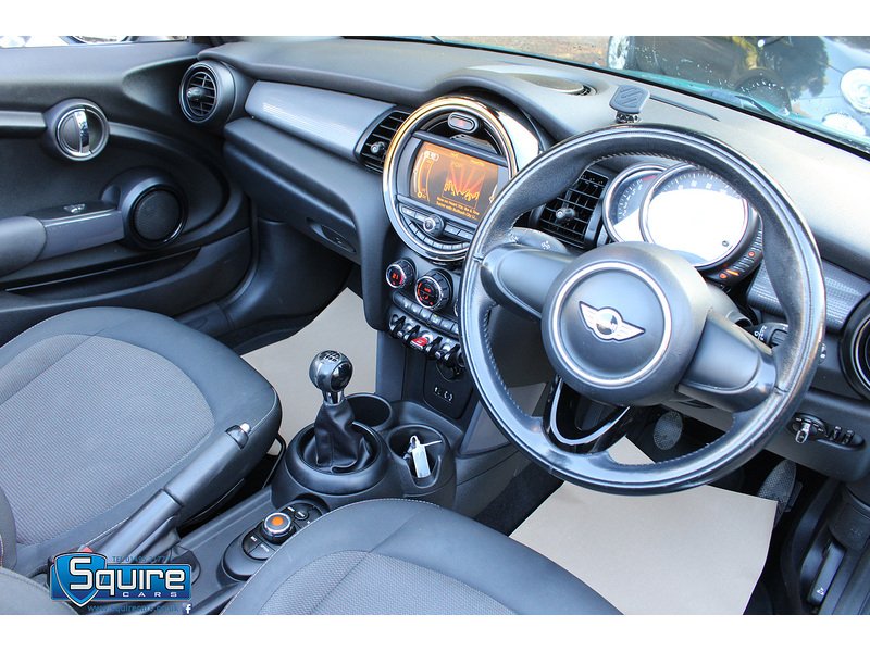 Used MINI Convertible 2016 for sale - 76148335: Photo 2