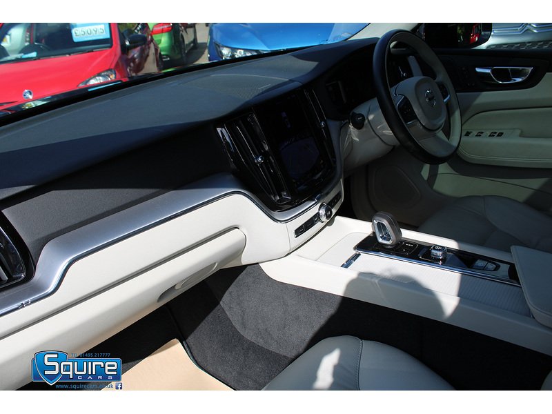 Used Volvo XC60 2021 for sale - 75969103: Photo 31