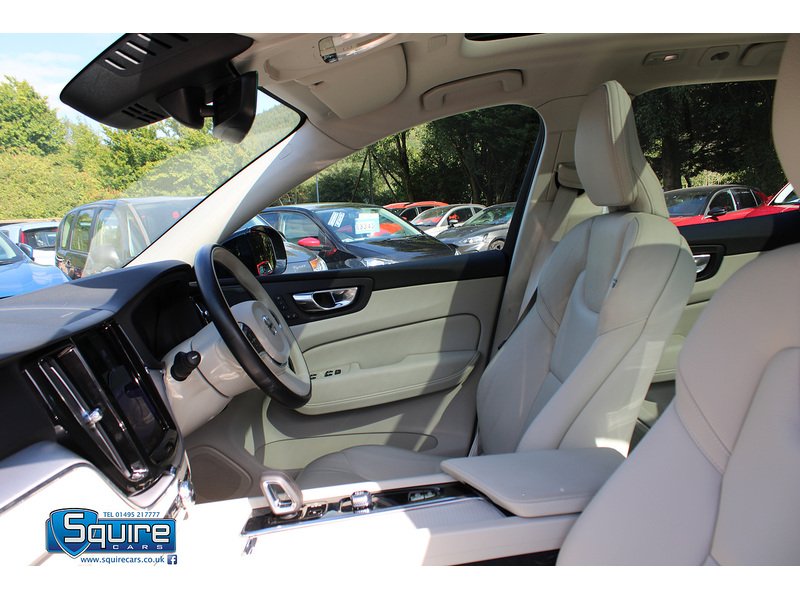 Used Volvo XC60 2021 for sale - 75969103: Photo 32