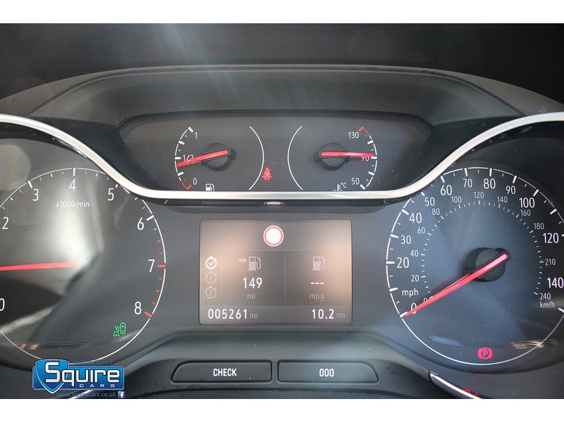 Used Vauxhall Crossland 2024 for sale - 75969116: Photo 2