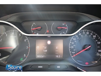 Used Vauxhall Crossland 2024 for sale - 75969116: Photo 2
