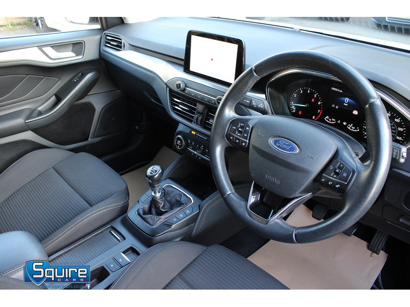 Used Ford Focus 2020 for sale - 76057128: Photo 2