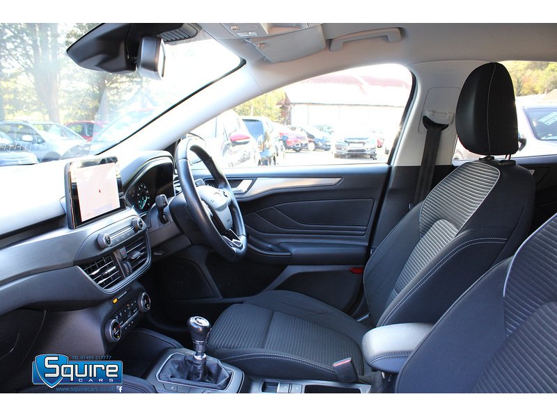 Used Ford Focus 2020 for sale - 76057128: Photo 30