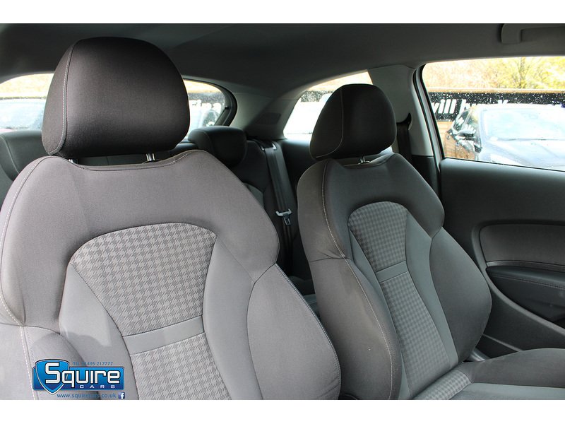 Used Audi A1 2011 for sale - 76353021: Photo 5