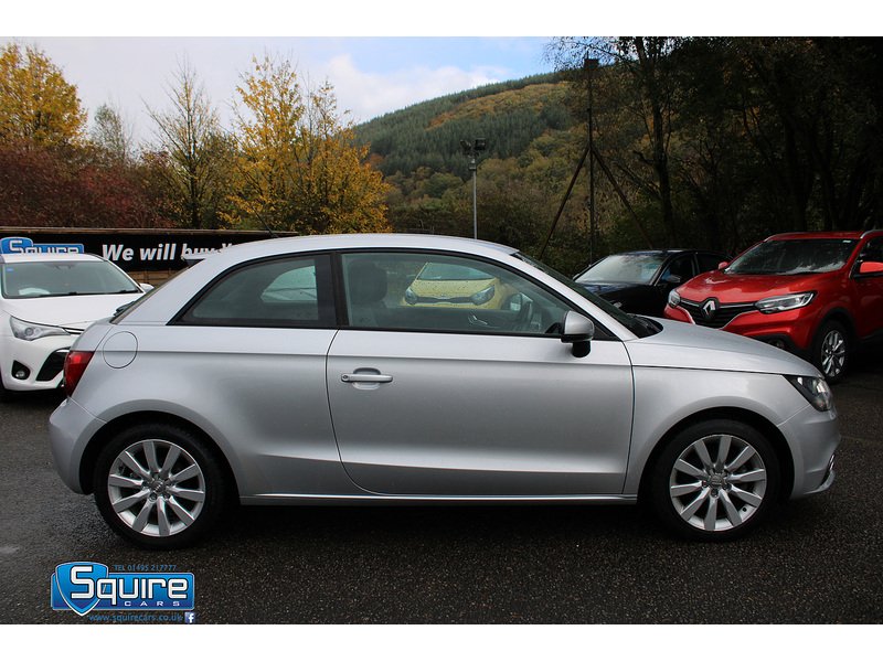 Used Audi A1 2011 for sale - 76353021: Photo 6