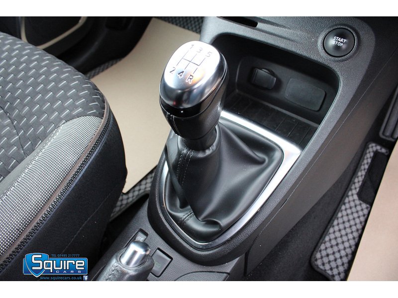 Used Renault Captur 2017 for sale - 77422897: Photo 27