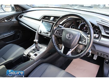 Used Honda Civic 2019 for sale - 78359062: Photo