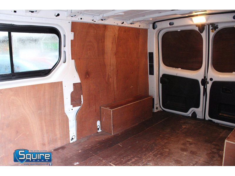 Used Vauxhall Vivaro 2018 for sale - 77494296: Photo 3