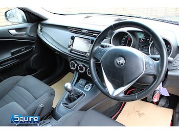 Used Alfa Romeo Giulietta 2016 for sale - 77609580: Photo