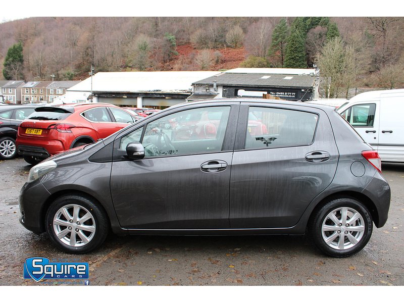Used Toyota Yaris 2013 for sale - 76437075: Photo 11
