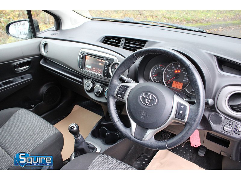 Used Toyota Yaris 2013 for sale - 76437075: Photo 12