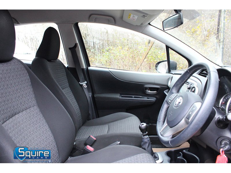 Used Toyota Yaris 2013 for sale - 76437075: Photo 22