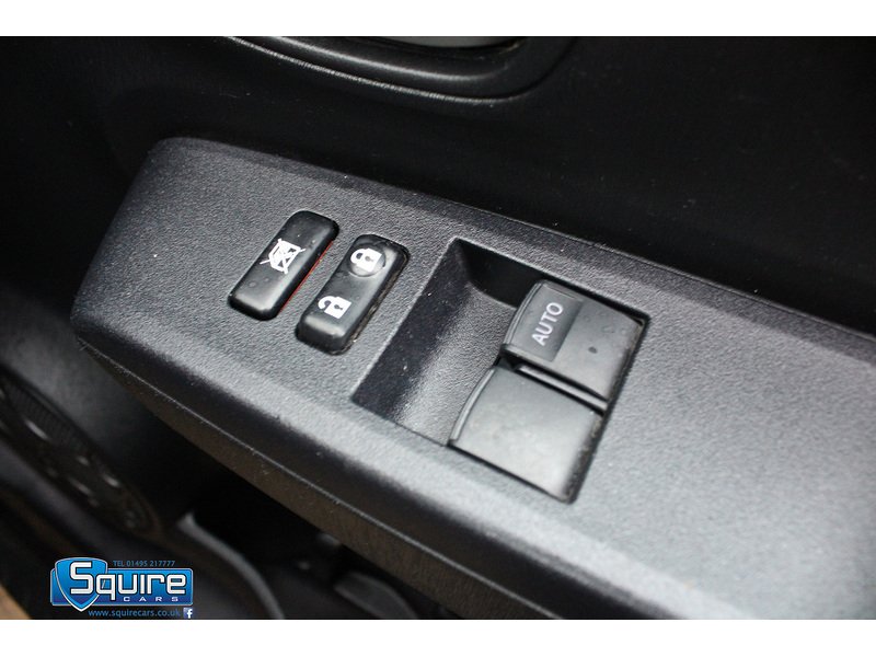 Used Toyota Yaris 2013 for sale - 76437075: Photo 27