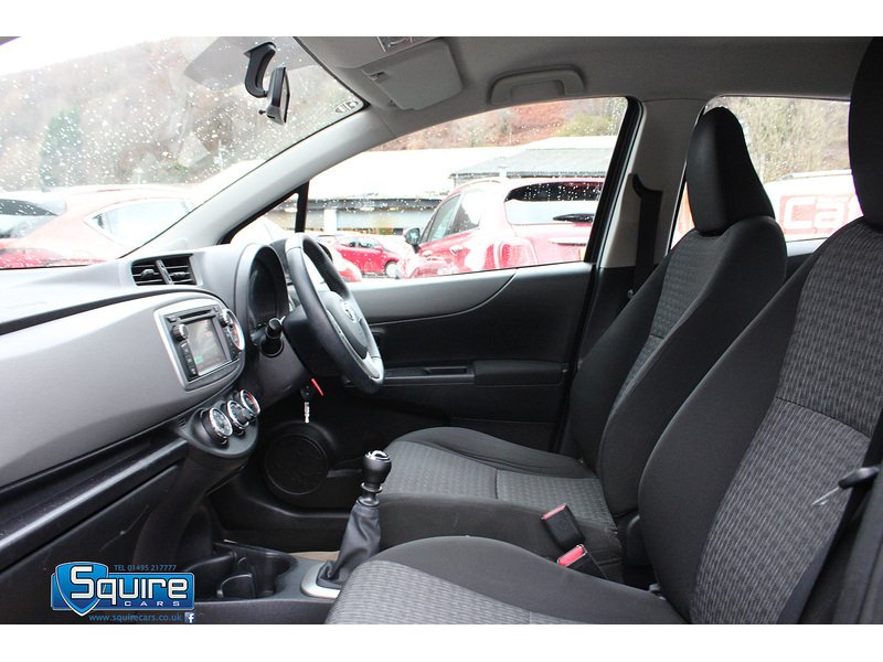 Used Toyota Yaris 2013 for sale - 76437075: Photo 28