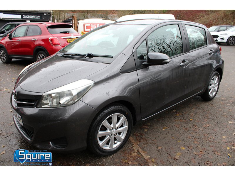 Used Toyota Yaris 2013 for sale - 76437075: Photo 3