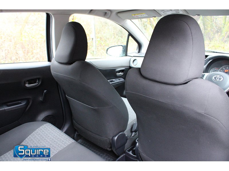 Used Toyota Yaris 2013 for sale - 76437075: Photo 33