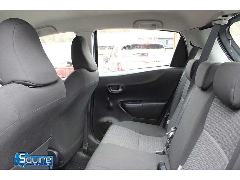 Used Toyota Yaris 2013 for sale - 76437075: Photo 36