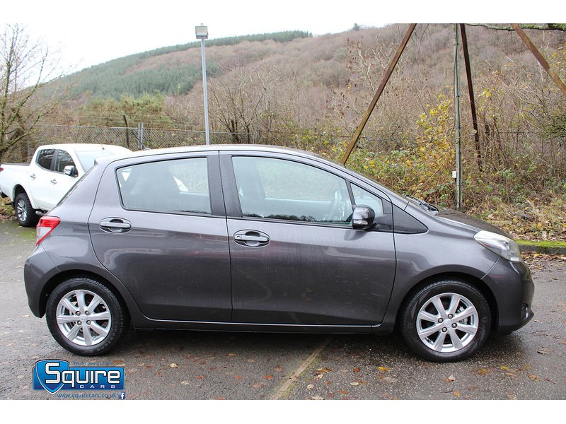 Used Toyota Yaris 2013 for sale - 76437075: Photo 8