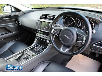 Used Jaguar XE 2018 for sale - 79335063: Photo