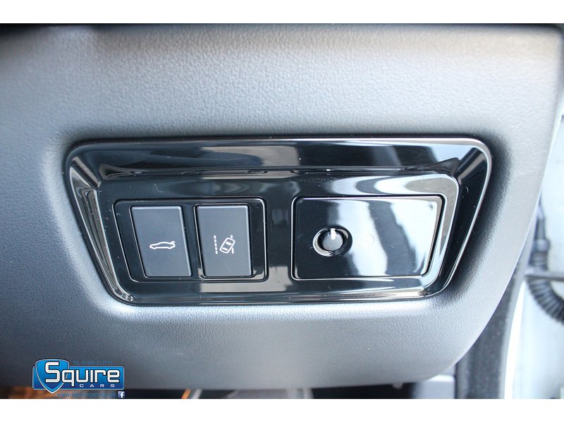 Used Jaguar XE for sale - 77790199: Photo 26