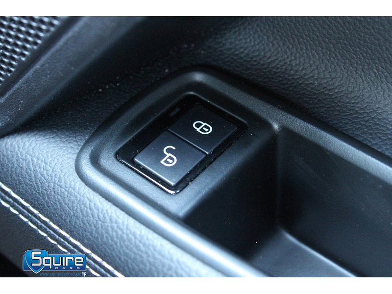 Used Jaguar XE for sale - 77790199: Photo 29