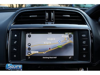 Used Jaguar XE 2018 for sale - 77790199: Photo