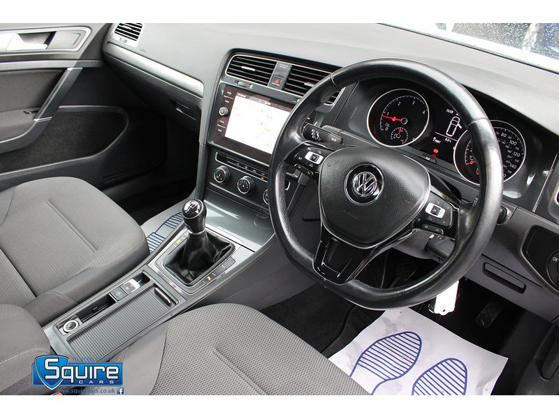 Used Volkswagen Golf 2018 for sale - 76368280: Photo 2