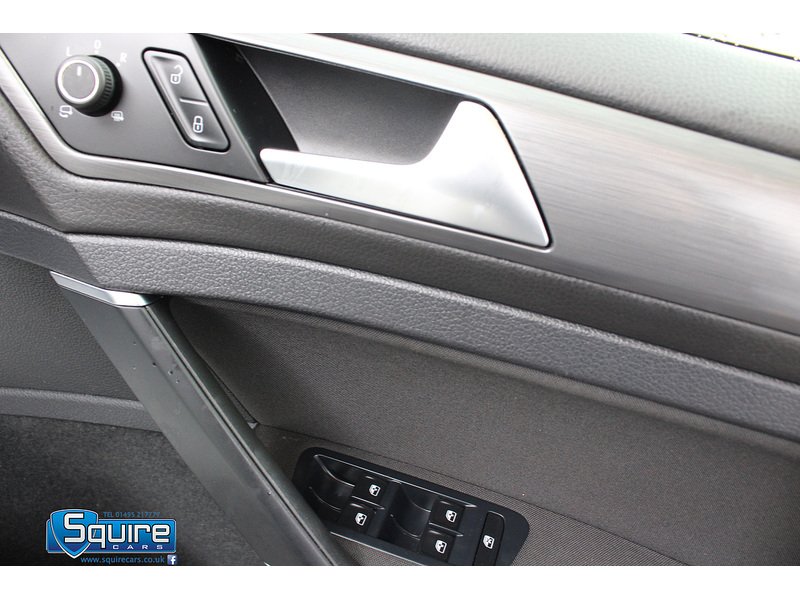 Used Volkswagen Golf 2018 for sale - 76368280: Photo 21