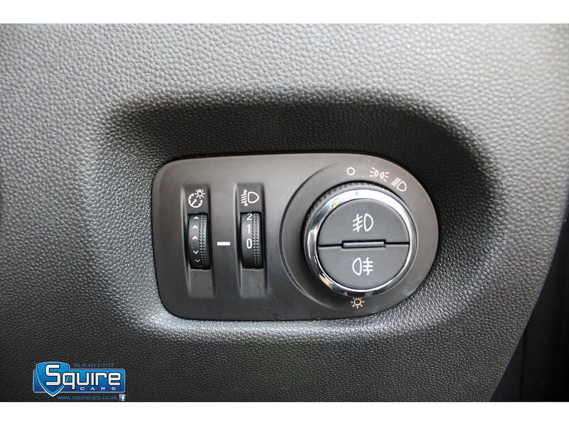 Used Vauxhall Corsa 2015 for sale - 75969139: Photo 10