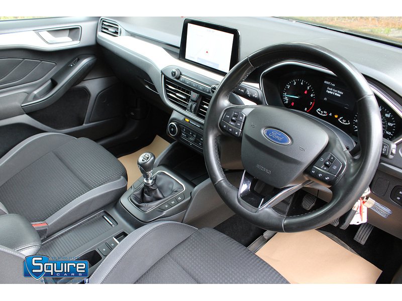 Used Ford Focus 2022 for sale - 75969143: Photo 2