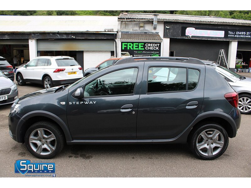 Used Dacia Sandero Stepway 2019 for sale - 75969146: Photo 9