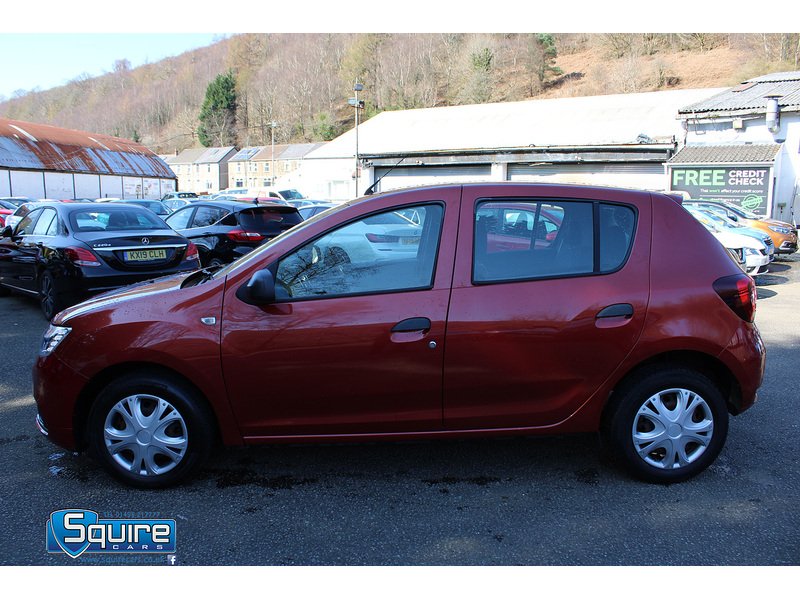 Used Dacia Sandero 2018 for sale - 77963604: Photo 18