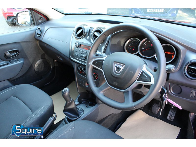 Used Dacia Sandero 2018 for sale - 77963604: Photo 2