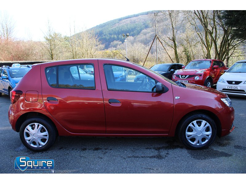 Used Dacia Sandero 2018 for sale - 77963604: Photo 6