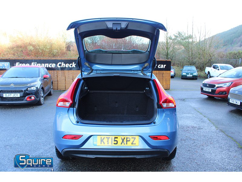 Used Volvo V40 2015 for sale - 77140322: Photo 15