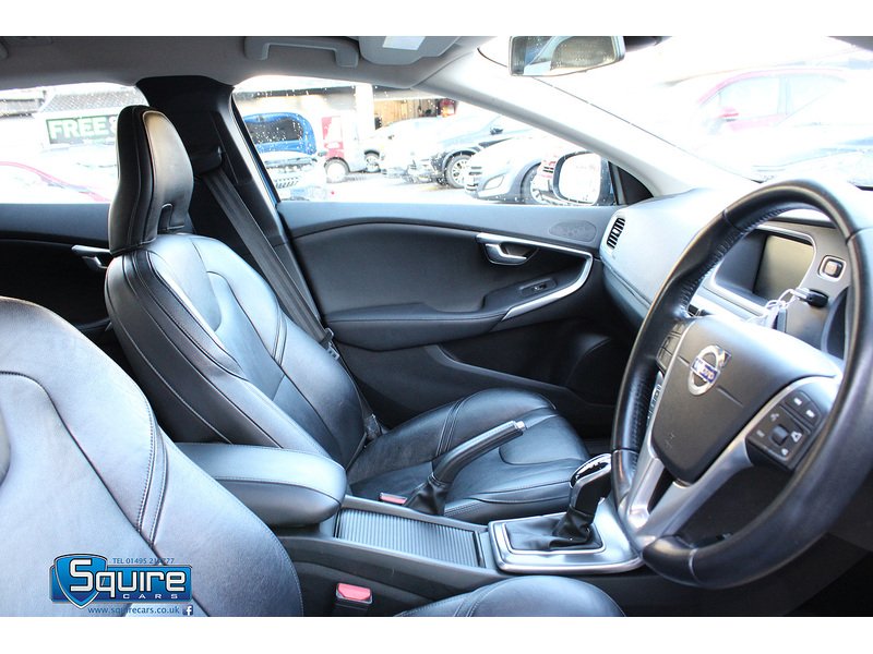 Used Volvo V40 2015 for sale - 77140322: Photo 22