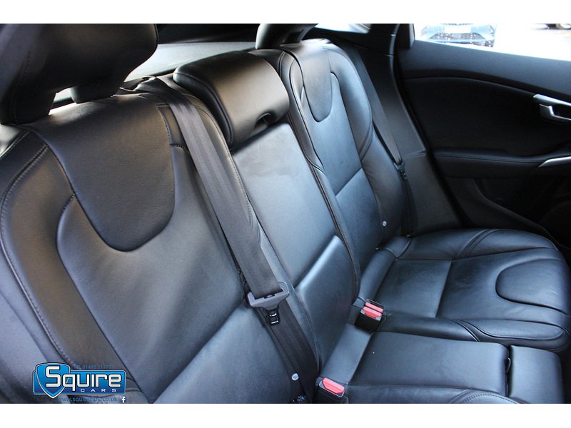 Used Volvo V40 2015 for sale - 77140322: Photo 7