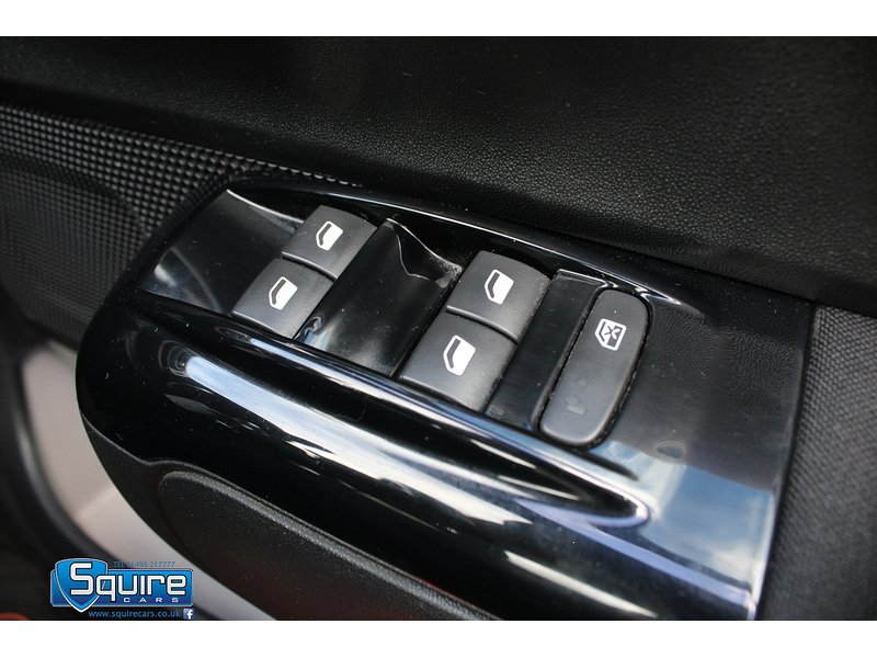 Used Citroen C3 2017 for sale - 76320293: Photo 11