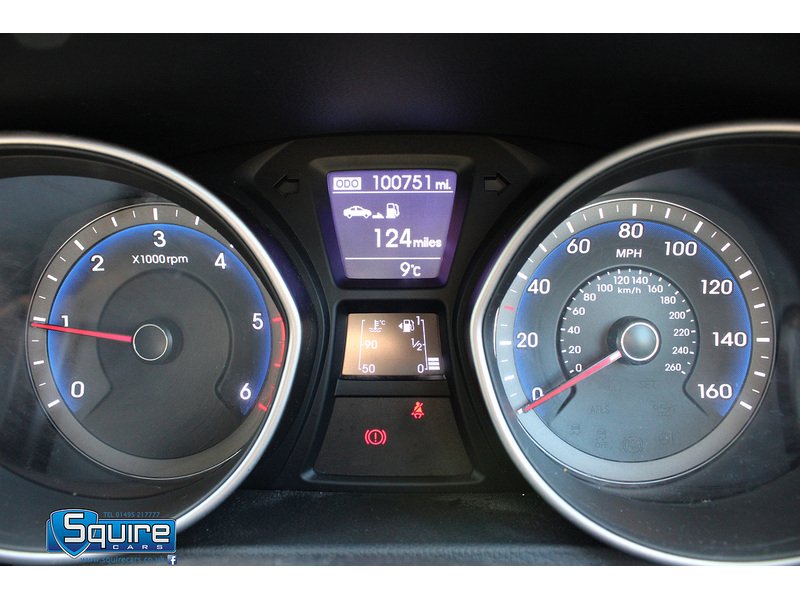 Used Hyundai i30 2015 for sale - 76906075: Photo 2