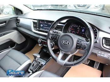 Used Kia Stonic 2019 for sale - 78864311: Photo