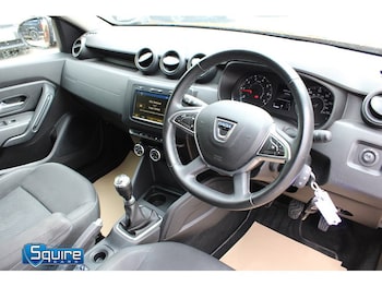 Used Dacia Duster 2019 for sale - 78931679: Photo