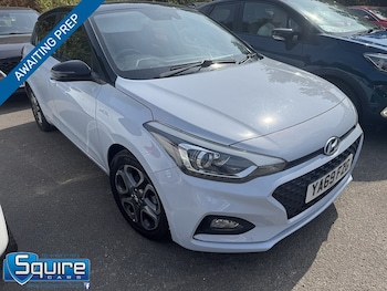 Used Hyundai i20 2019 for sale - 79526384: Photo