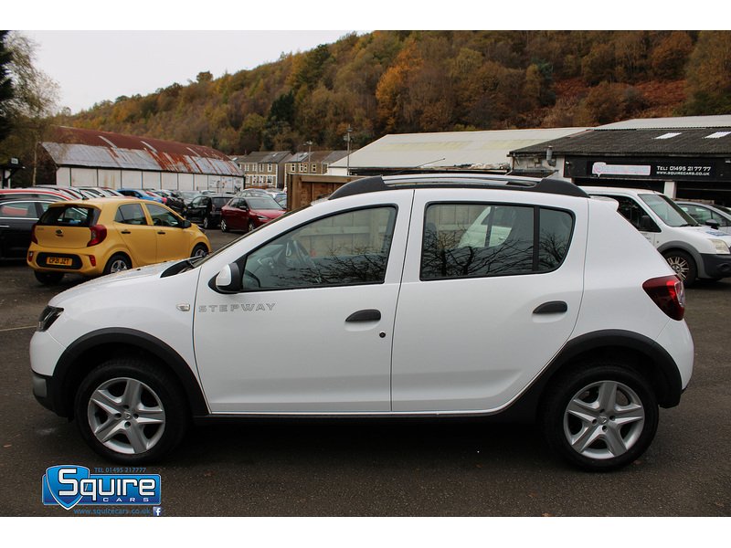 Used Dacia Sandero Stepway 2014 for sale - 76274436: Photo 11