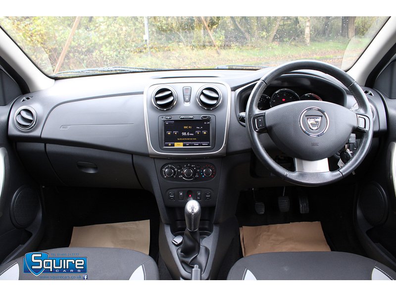 Used Dacia Sandero Stepway 2014 for sale - 76274436: Photo 14