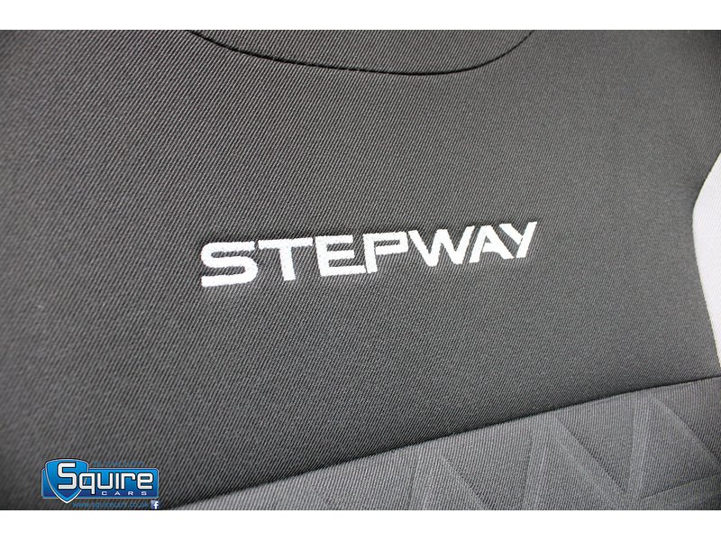 Used Dacia Sandero Stepway 2014 for sale - 76274436: Photo 33