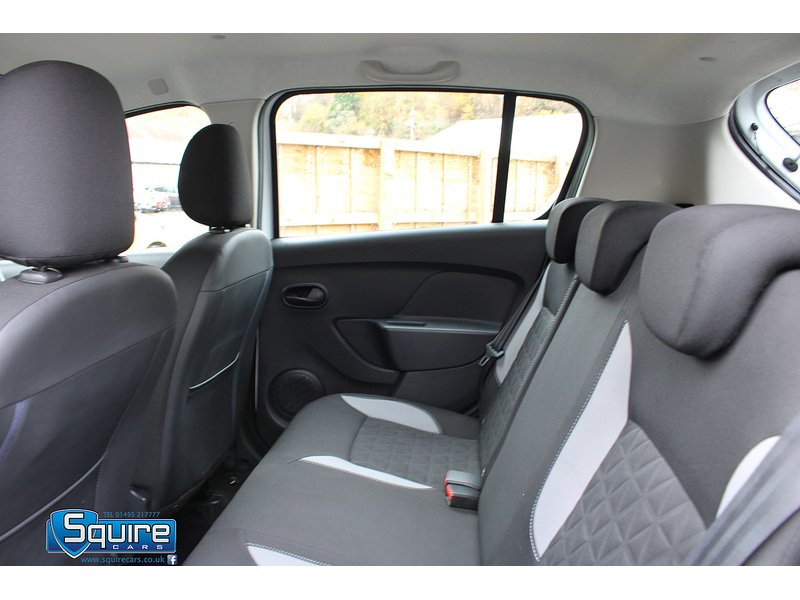 Used Dacia Sandero Stepway 2014 for sale - 76274436: Photo 40