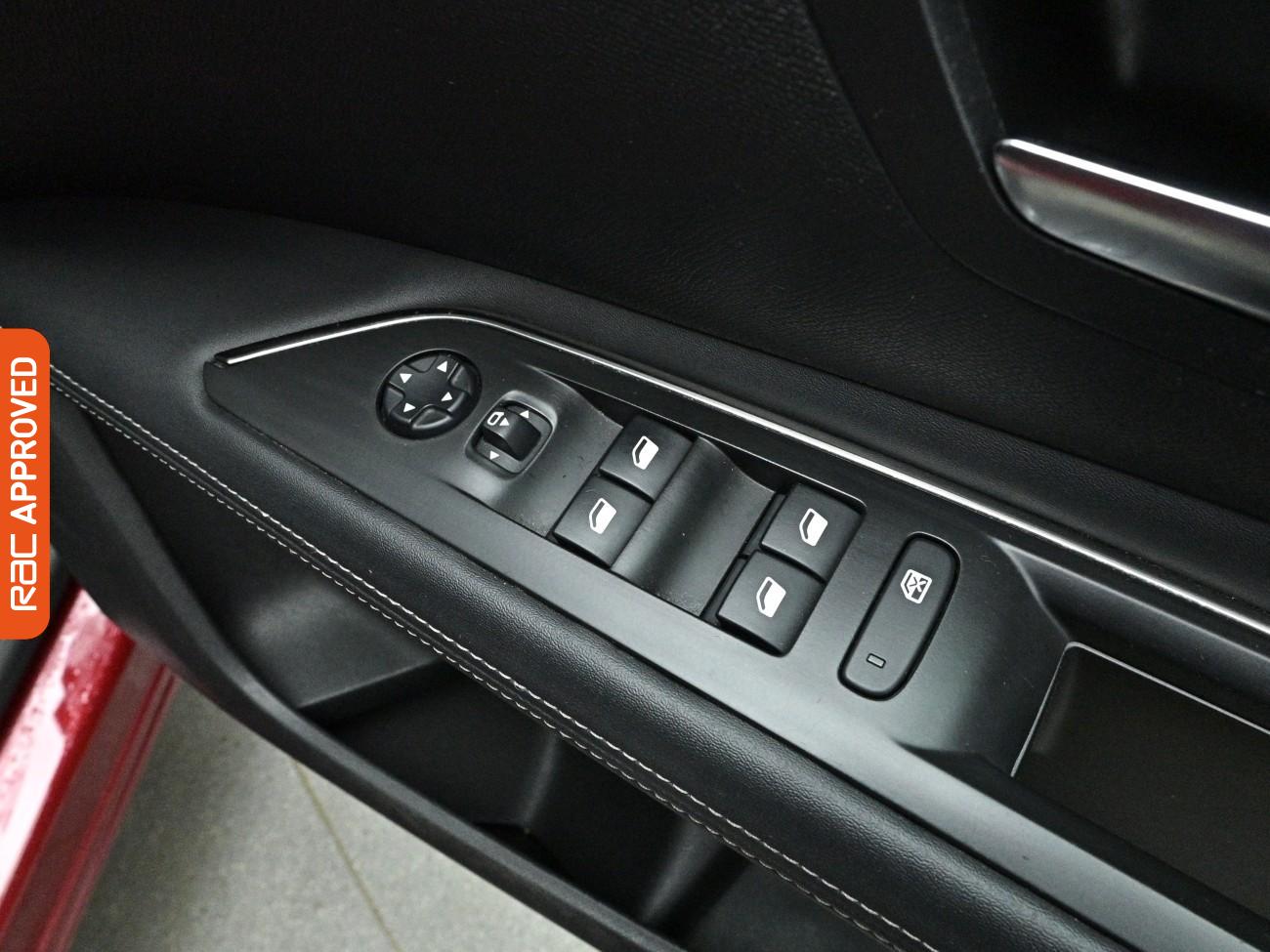 Used Peugeot 3008 2018 for sale - 78105121: Photo 23