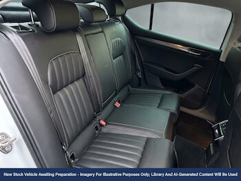 Used Skoda Superb 2020 for sale - 77270477: Photo