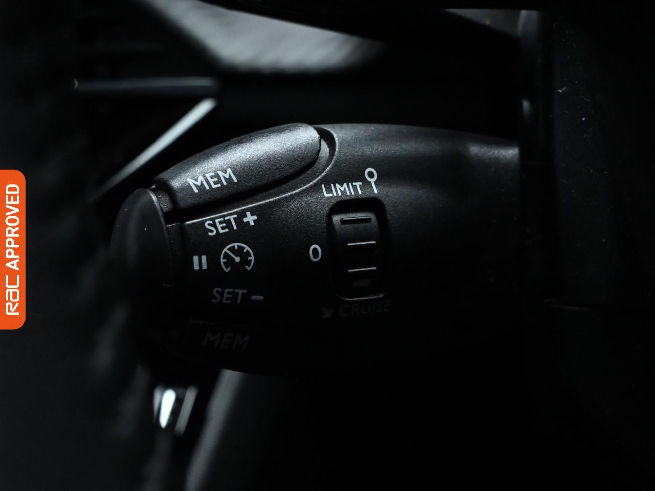 Used Peugeot 2008 2021 for sale - 76330594: Photo 14