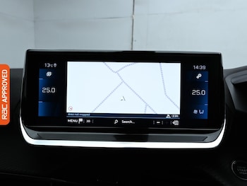 Used Peugeot 2008 2021 for sale - 76330594: Photo